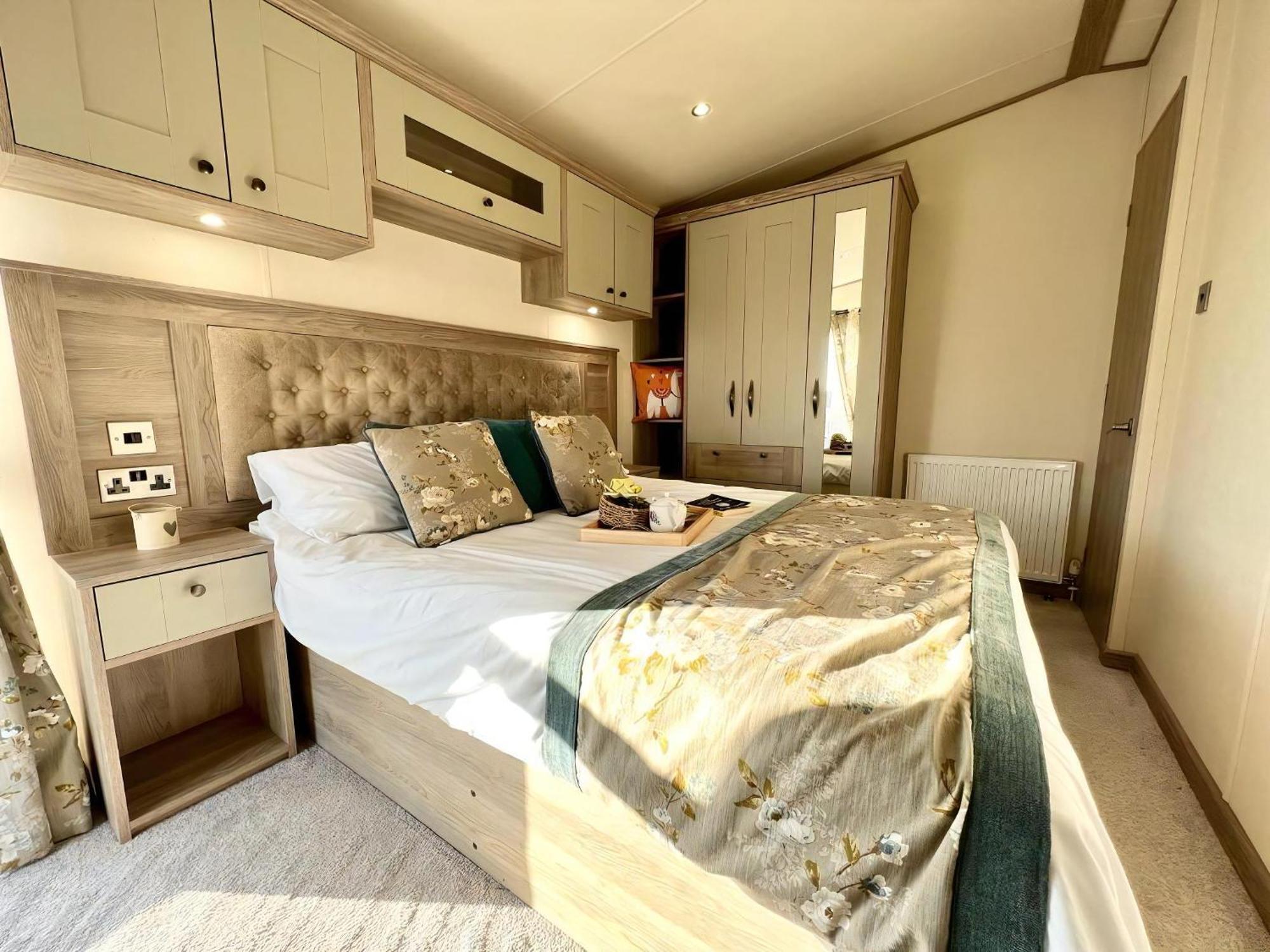 Stunning Caravan With Full Lake View At Southview Holiday Park Ref 33004Ml Skegness Extérieur photo