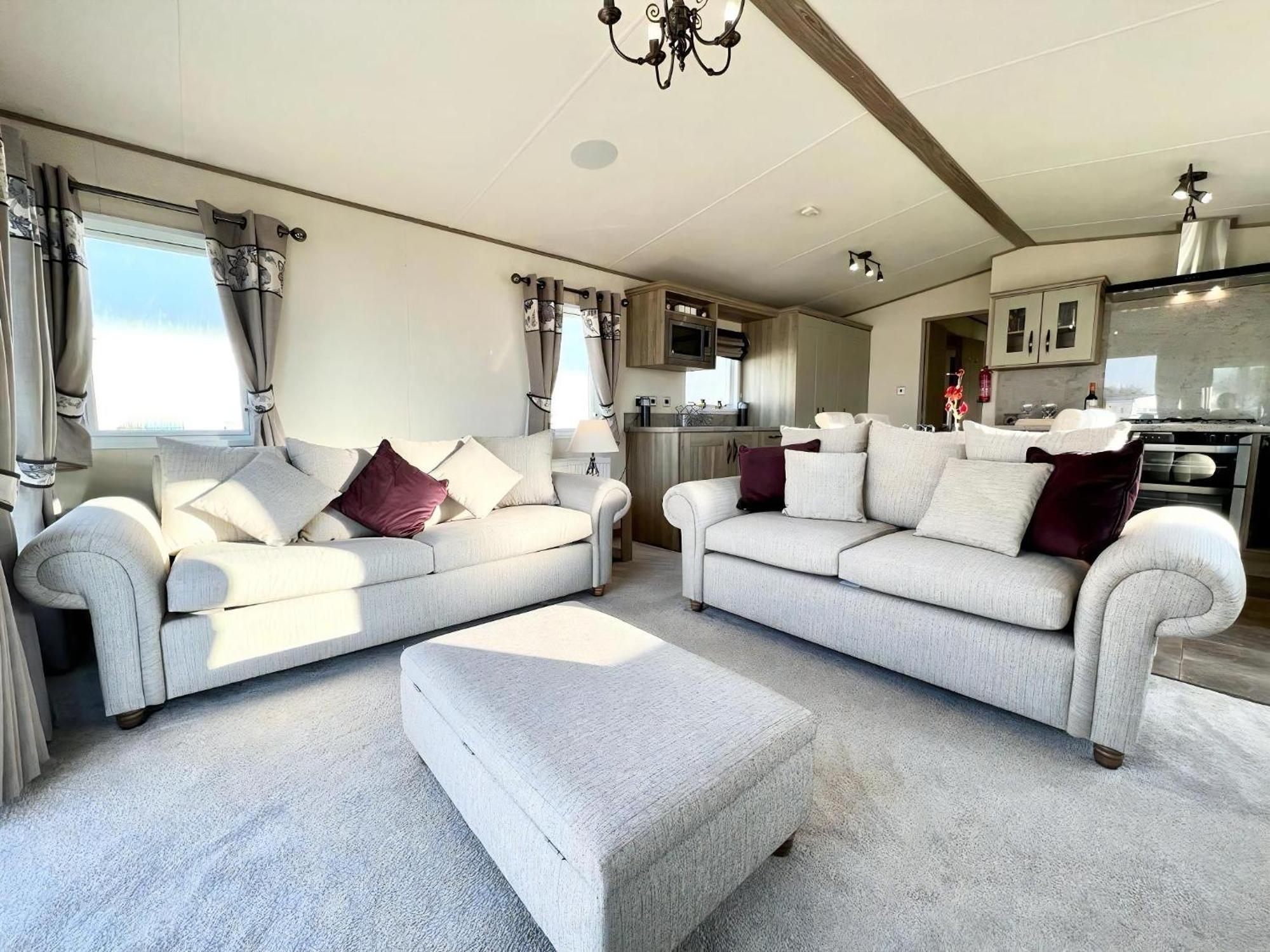 Stunning Caravan With Full Lake View At Southview Holiday Park Ref 33004Ml Skegness Extérieur photo